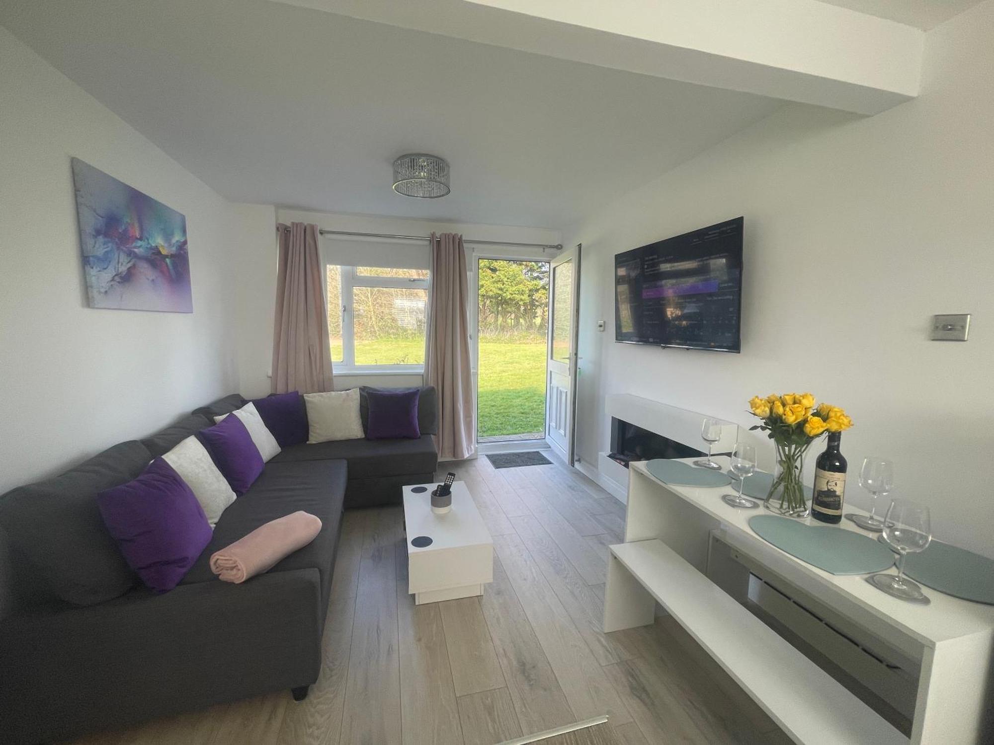 Look No Further Gorgeous Newly Renovated Contemporary Chalet Sandown Bay Holiday Centre Exteriér fotografie